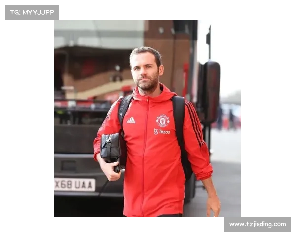 霍伊伦即将离开曼联 尤文米兰关注转会动态